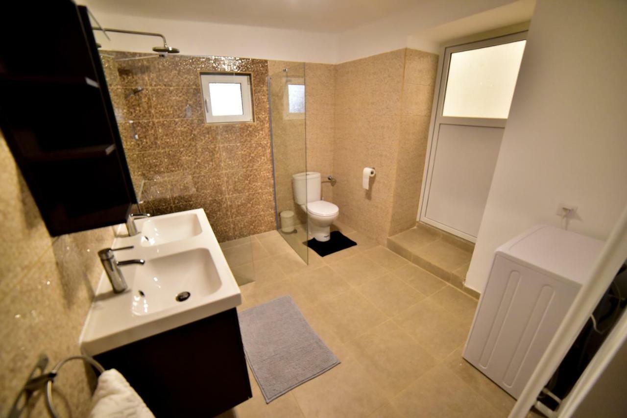 Casa Soare - Ultracentral Guesthouse Сібіу Екстер'єр фото